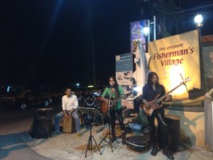 Fisherman's Village night market - Band