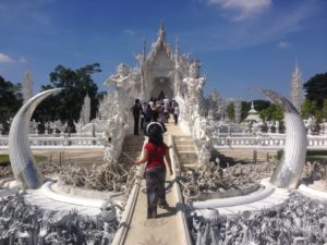 Wat Rong Khun - White temple