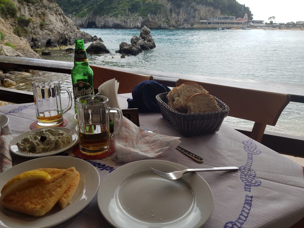 Agios Spiridon Beach, Niko’s Taverna