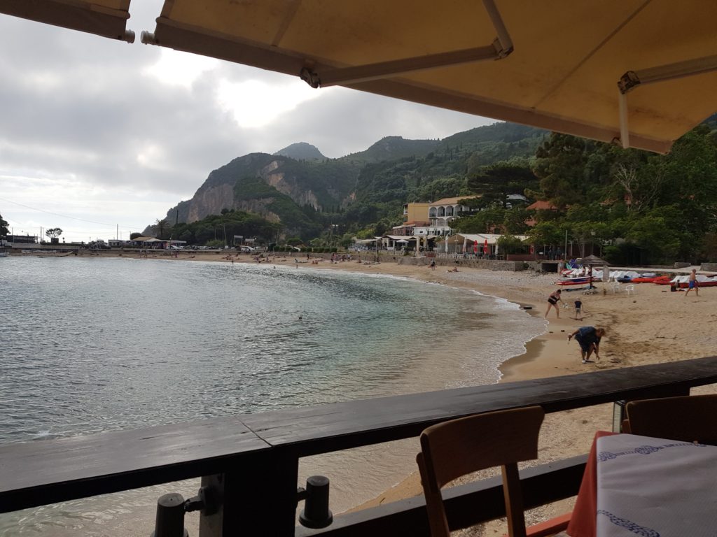 Agios Spiridon Beach, Niko’s Taverna