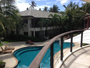 Apartment - Gym with poolview