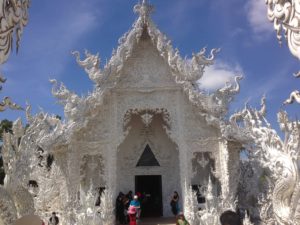 Wat Rong Khun - White temple