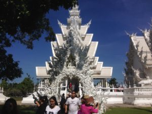 Wat Rong Khun - White temple