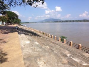 Chiang Saen - Mekong River promenade