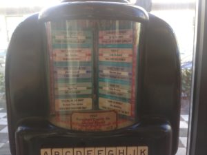 Intergalactic Diner - Table jukebox