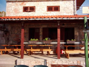 Only restaurant on Otok Lavsa