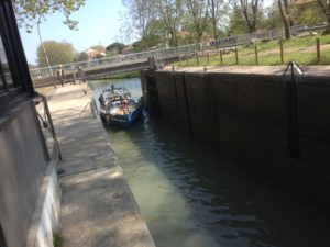 Yacht enters lock