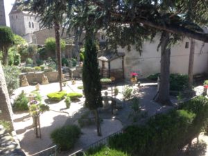 Cité de Carcassonne - Walking along its wall