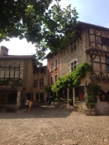 Pérouges