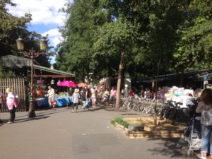 Queen Elizabeth II flower market