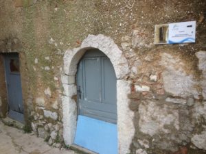 Vrbnik - The narrowest street in the world