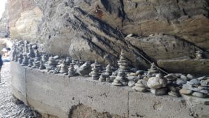 Vernazza - Stone stacking